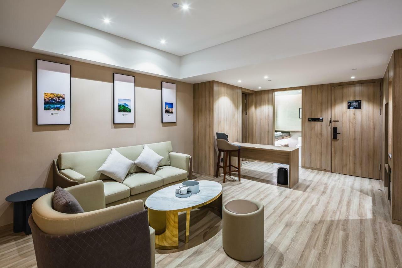 Atour Hotel Цзинань Экстерьер фото